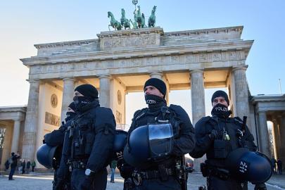 Hamaney sonrası gelen fetva Avrupa’da güvenlik endişesini artırdı