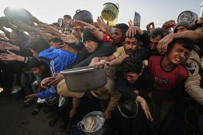 Han Yunus'ta açlık ve korku: Gazzeliler hayatta kalmaya çalışıyor