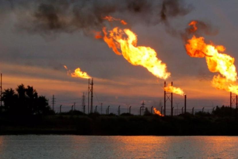 Hürmüz Boğazı kapatıldı: Irak, Basra'daki Rumeyle sahasında petrol üretimini durdurdu