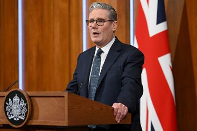 İngiltere'den Katar'a ek savaş uçakları, Kıbrıs adasına helikopterler