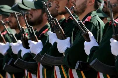 İran Devrim Muhafızları: Saldırıların sürmesi halinde ABD ve İsrail üslerini vuracağız