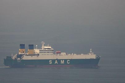 İran'dan ABD üslerindeki enerji santrallerini vurma sözü