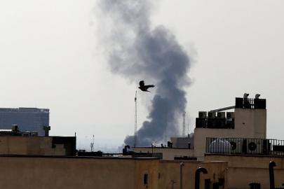 İran'ın başkent Tahran'dan patlama sesleri yükseliyor