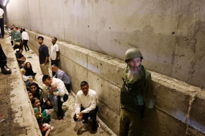 İran'ın füzeleri siyonist rejimde işgücü piyasasını sarstı