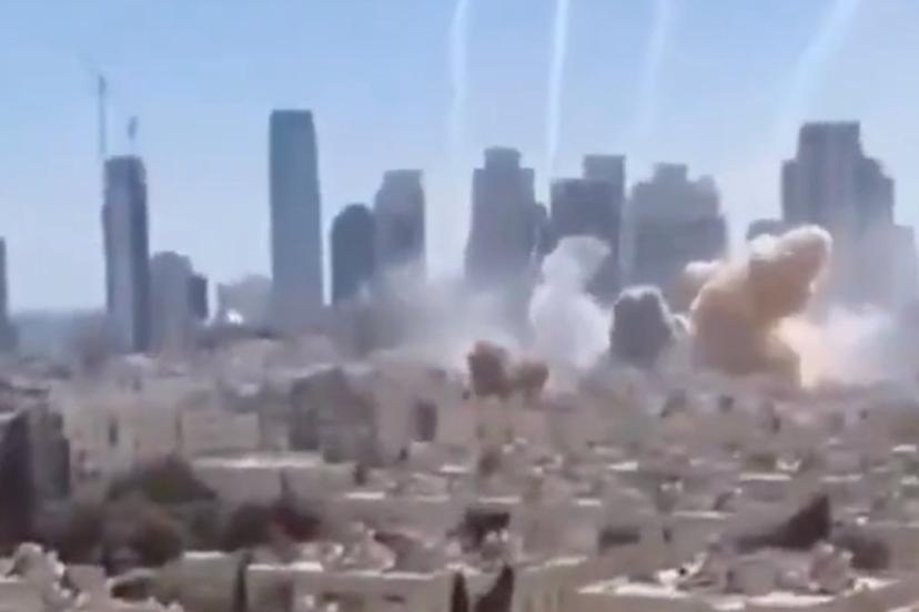 İran'ın, Tel Aviv'i vuran füzelerine ilişkin yeni görüntüler ortaya çıktı