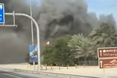 İran'ın yoğun saldırılarının ardından Bahreyn'den dumanlar yükseliyor