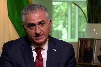 İranlılar Pehlevi için pankart hazırladı: Hayalperest aptal