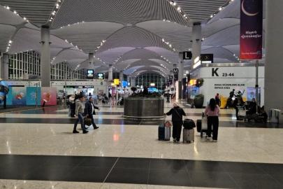 İsrail-İran gerginliği 227 uçuşu iptal ettirdi