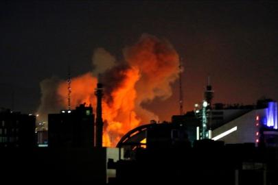 İsrail, İran'a yeni saldırı dalgası başlattı