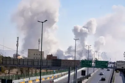İsrail, Tahran’ın Halef Kararına Yaklaşmasıyla İran’a Saldırıyı Sürdürüyor