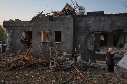 İsrail'in kuzeyine füze saldırısı: En az 30 yaralı