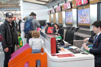 İstanbul'daki havalimanları tatil yoğunluğuna tedbir aldı