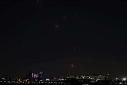 Katar, ABD Büyükelçiliği çevresinde yaşayanları tahliye ediyor