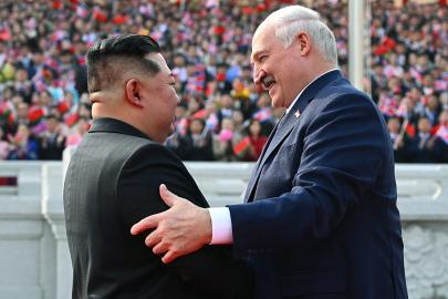 Lukaşenko'dan Pyongyang’a ilk resmi ziyaret: Belarus ve Kuzey Kore 'dostluk' anlaşması imzaladı