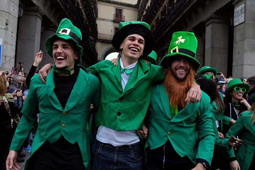 Madrid, renkli Aziz Patrick geçidiyle İrlanda kültürünü kutluyor