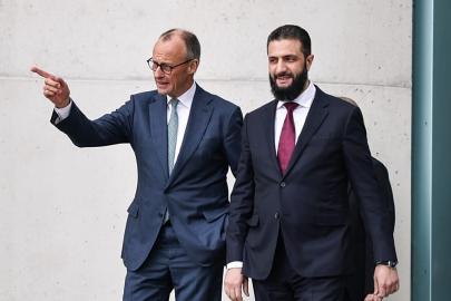 Merz: Almanya ve Suriye, mültecilerin geri dönüşü konusunda 'ortak çalışma' yürütüyor