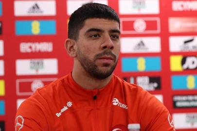 Mili futbolcu Cenk Özkacar'dan Dünya Kupası tahmini