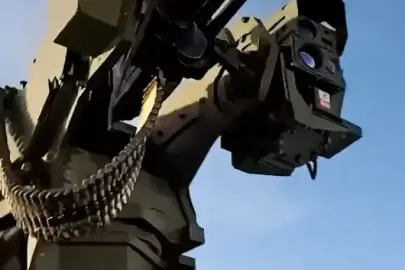 MKE TOLGA sahnede: Kamikaze dronlara karşı yakın kalkan gücünü gösterdi