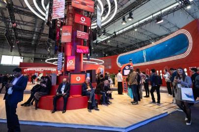 Mobil Dünya Kongresi’nde Vodafone standına yoğun ilgi