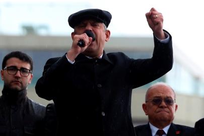 Özgür Özel’e ‘Cumhurbaşkanına hakaret’ suçundan soruşturma başlatıldı