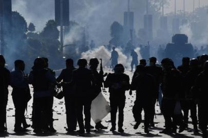 Pakistan'da gösteriler nedeniyle sokağa çıkma yasağı ilan edildi