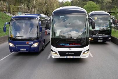 Paris çevre yolunda yavaşlatma eylemi: Fransız nakliyeciler akaryakıt desteği istedi