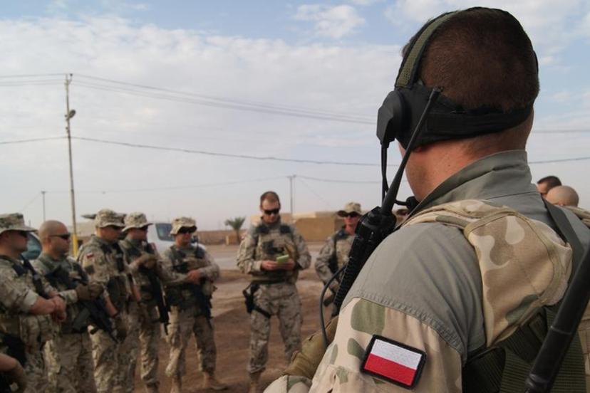 Polonya, Irak’ta görev yapan askerlerini tahliye etti
