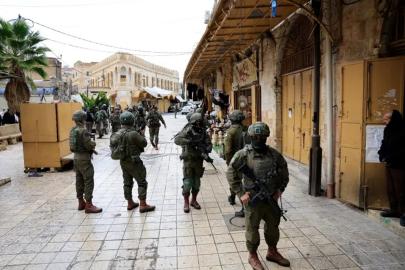 Ramazan Bayramı'nın ilk gününde, işgalciler Batı Şeria'daki saldırılarını yoğunlaştırdı