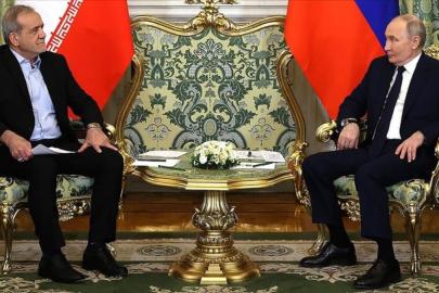 Rusya Devlet Başkanı Putin ile İran Cumhurbaşkanı Pezeşkiyan görüştü