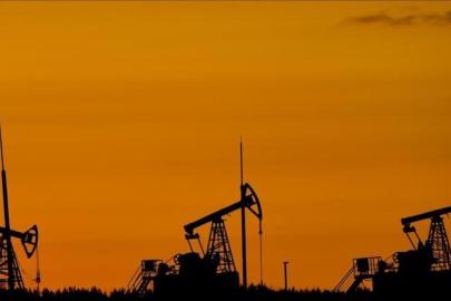 Savaşın enerji piyasasına etkisi: Petrol 15 ayın zirvesinde