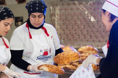 Sinangil ve Gönül Mutfağı’ndan Hatay’da kadınlara özel pide atölyesi