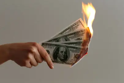 Türkiye, lirayı korumak için 12 milyar dolar harcadı