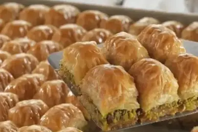 Türkiye'nin baklava devi Faruk Güllü satışa çıkarılıyor: İşte istenen bedel