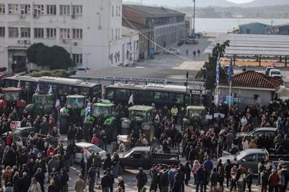 Yunanistan'da çiftçilerden protesto
