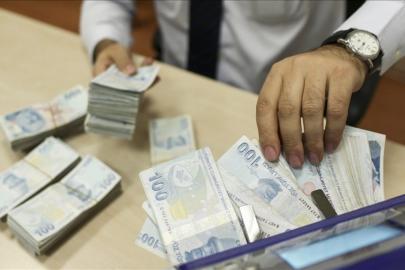 Yurt içi yerleşiklerin tüketici kredileri arttı