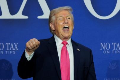 ABD Başkanı Trump: Hürmüz Boğazı açıldıktan sonra NATO'dan bir telefon aldım