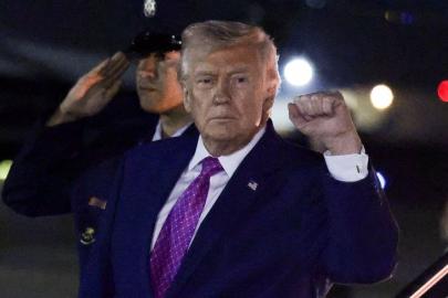 ABD Başkanı Trump: Hürmüz'ü temizlemeye başlıyoruz