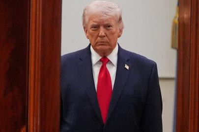 ABD Başkanı Trump: İran'a çok sert darbeler indireceğiz