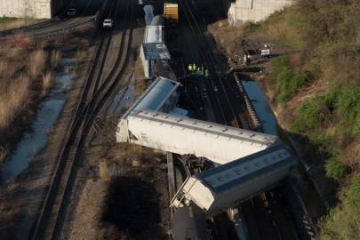 ABD'de kimyasal sızıntı alarmı: Yük treni raydan çıktı