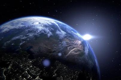 Alçak Dünya Yörüngesi nedir, çökecek mi? Çökerse ne olur?