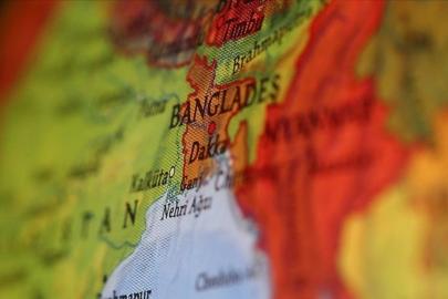 Bangladeş’te küresel yakıt krizi: Çalışma ve hizmet saatleri kısaldı