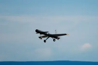 Baykar'dan dünyayı titrecek yeni hamle: ‘MIZRAK’ 1000 km’yi aşan menzili ve 40 kg'lık harp başlığıyla sahne aldı