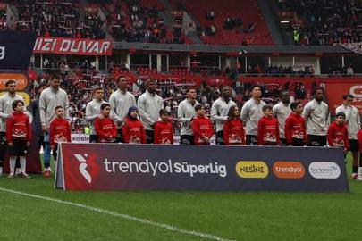 Beşiktaş'a kötü haber! İkisi de Fatih Karagümrük maçında yok...