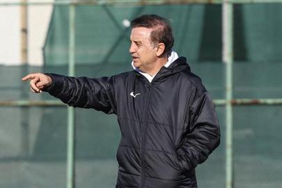 Boluspor'da teknik direktör Suat Kaya ile yollar ayrıldı