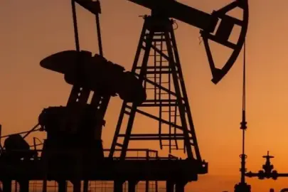 Brent petrolün varili 107,87 dolardan işlem görüyor