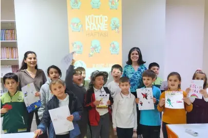 Çanakkale'de miniklerin kütüphane coşkusu