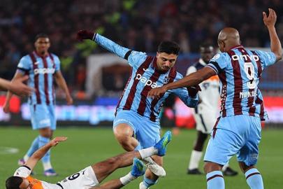 CANLI| Trabzonspor fırsat tepti! Kritik maçta kazanan çıkmadı... (Maç özeti | Trabzonspor 1-1 Başakşehir)
