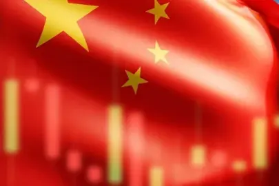 Çin ekonomisinde çatlak: Hizmet sektörü daraldı