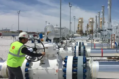 Doğal gaz ithalatı şubatta azaldı