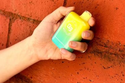 Elektronik sigara cihazları akciğerlere zararlı metaller taşıyabilir